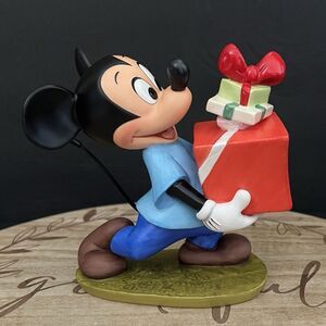 WDCC Mickey Mouse Presents for My Pals Pluto's Christmas Tree w/Box & COA